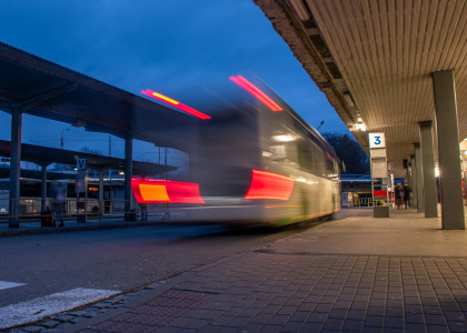 Od dubna se mění systém státem garantovaných slev na jízdném